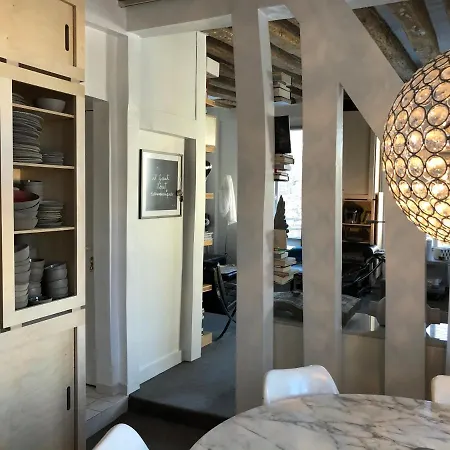 Duplex Marais Апартаменты Париж